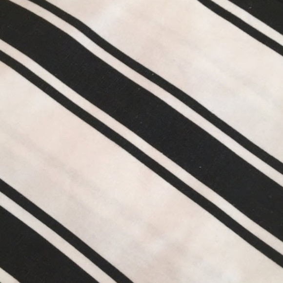 Show stopper white and black stripe pants - Picture 8 of 8